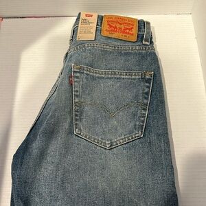 LEVI 569 LOOSE STRAIGHT JORTS